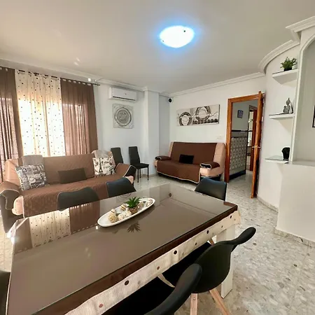 A.T. La Plaza Apartment Calamonte Exterior photo