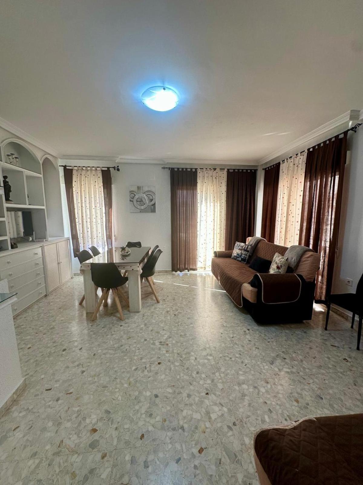 A.t. La Plaza Apartment Calamonte